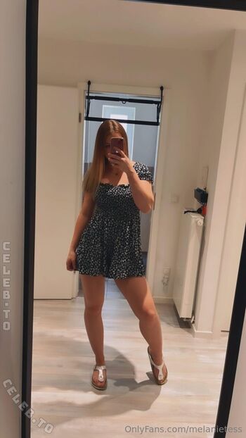 Full leaked Melanietesss page private photo