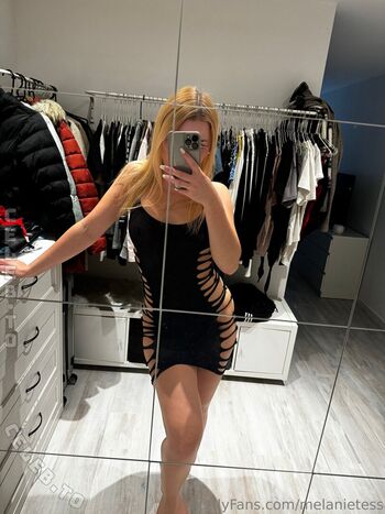 Full leaked Melanietesss page private photo