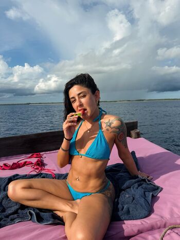 Full leaked Melek mosso private photo