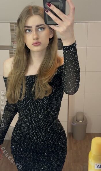 Full leaked Meleomanie private photo