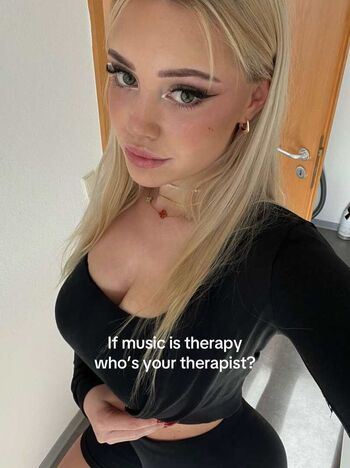 Full leaked Meli private photo