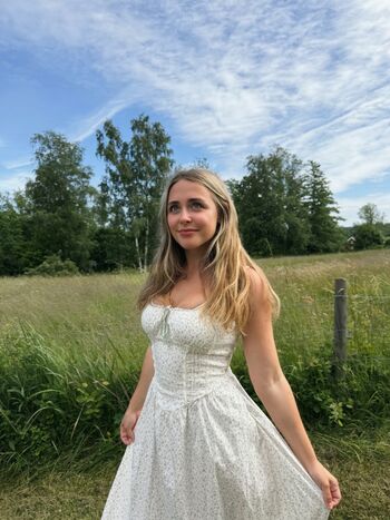 Full leaked Melina goransson page private photo