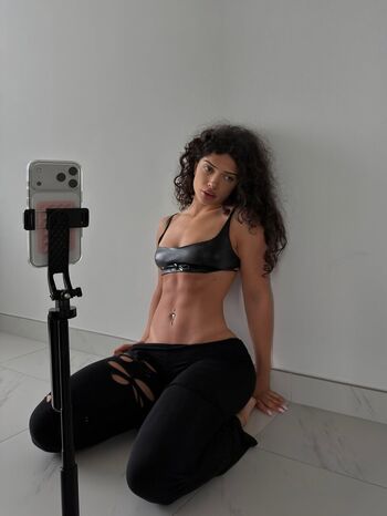 Full leaked Melissa private photo