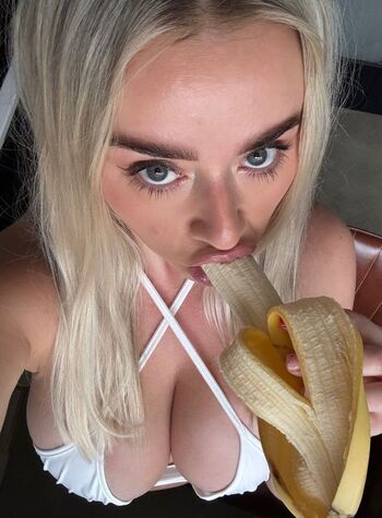 Full leaked Melissa debling page private photo