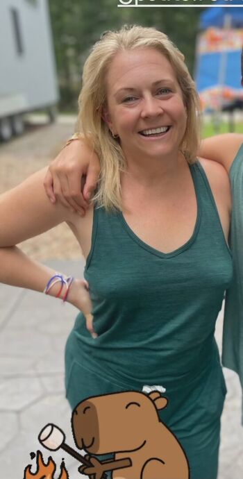 Full leaked Melissa joan hart private photo