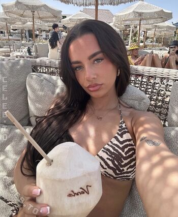 Full leaked Mell richards page private photo