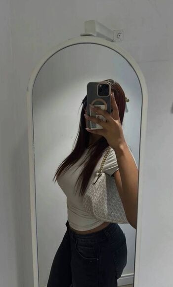 Full leaked Melody private photo