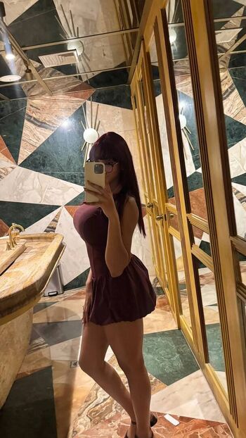 Full leaked Melody private photo