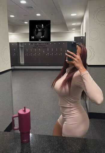 Full leaked Melody private photo