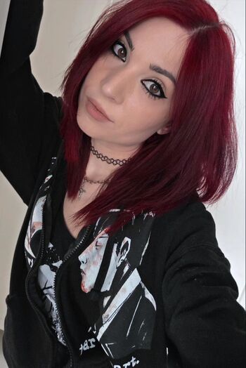 Full leaked Meloniemac private photo