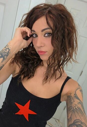 Full leaked Meloniemac private photo