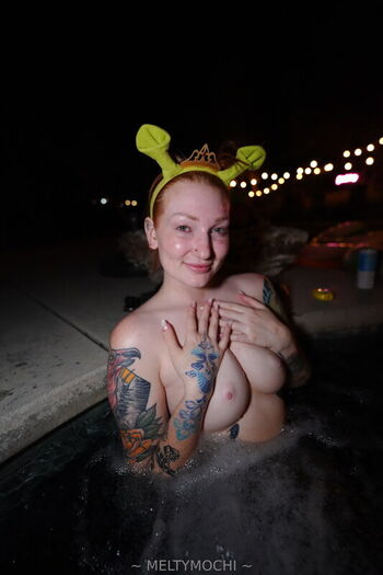 Full leaked Meltymochi private photo
