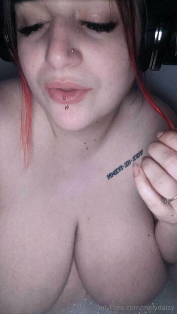 Full leaked Melydaisy private photo