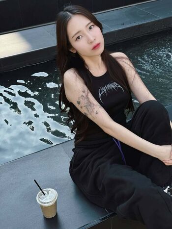 Full leaked Mena noona page private photo