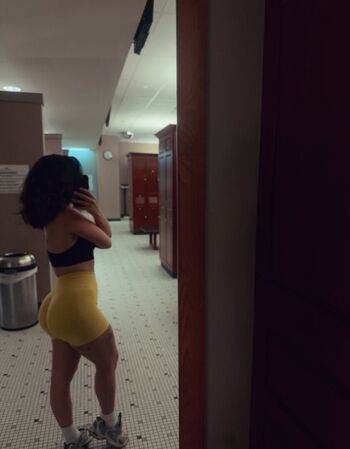 Full leaked Mercedesthetrainer private photo