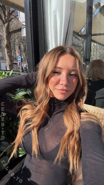 Full leaked Merve ozkan private photo
