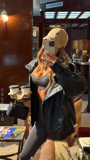 Full leaked Merve ozkan private photo