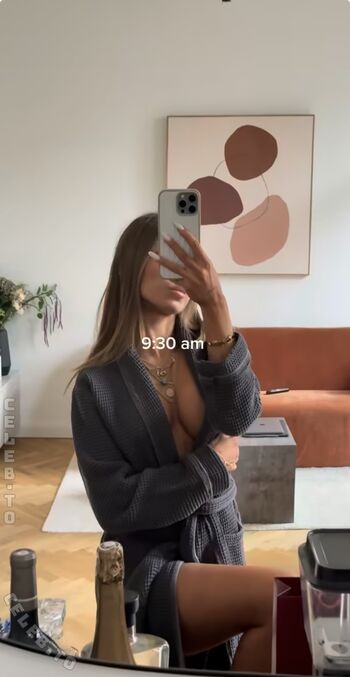 Full leaked Merve ozkan private photo