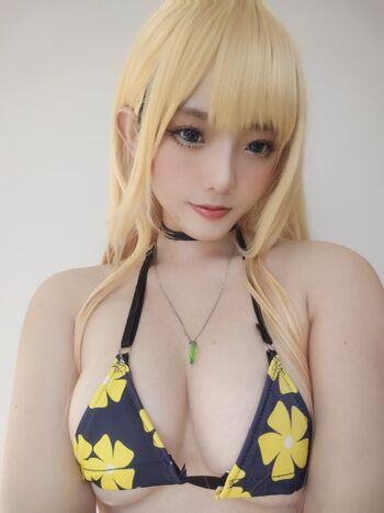 Full leaked Messie huang page private photo