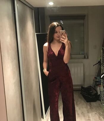 Full leaked Meuf en talons private photo