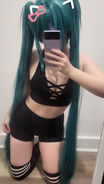 Full leaked Mewkyuuuu page private photo