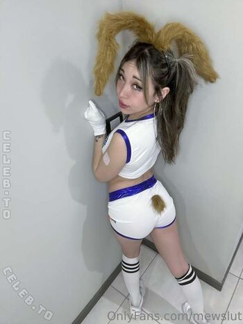 Full leaked Mewslut private photo