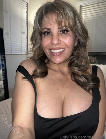 Full leaked Mexymilf private photo