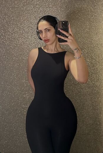 Full leaked Mez afram private photo