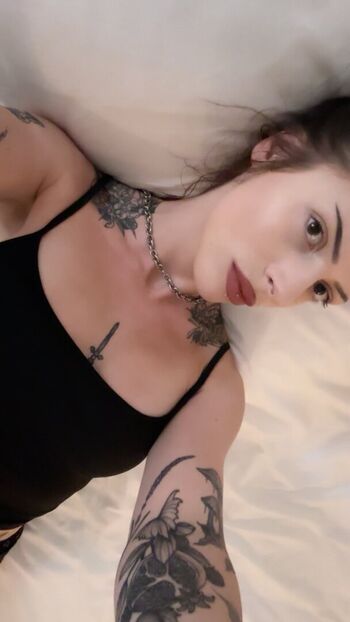 Full leaked Mformorphine private photo