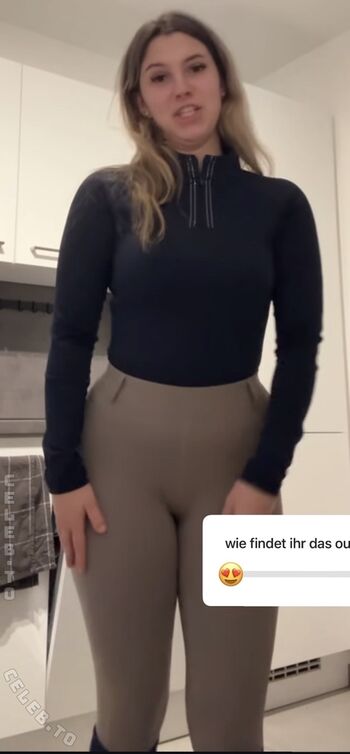 Full leaked Mia bender private photo