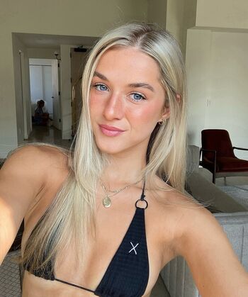 Full leaked Mia bowman private photo