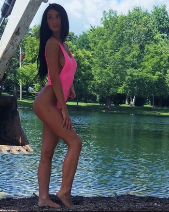 Full leaked Mia budaris private photo