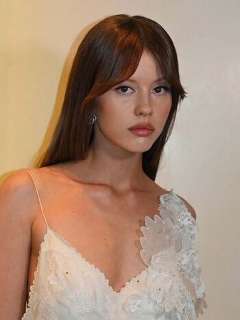 Full leaked Mia goth private photo