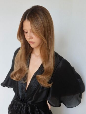 Full leaked Mia goth private photo