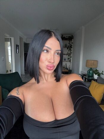 Full leaked Mia keller private photo
