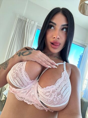 Full leaked Mia keller private photo