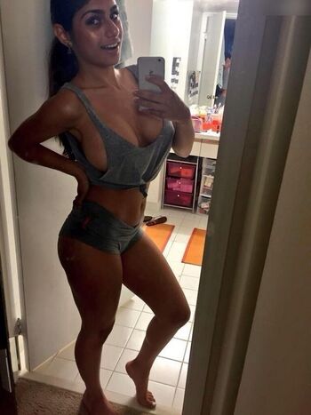 Full leaked Mia khalifa  page private photo