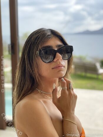 Full leaked Mia khalifa  page private photo