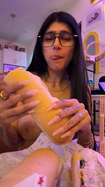 Full leaked Mia khalifa  page private photo