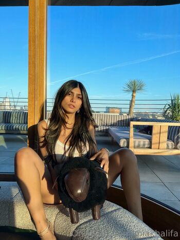 Full leaked Mia khalifa private photo