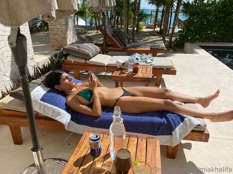 Full leaked Mia khalifa page private photo