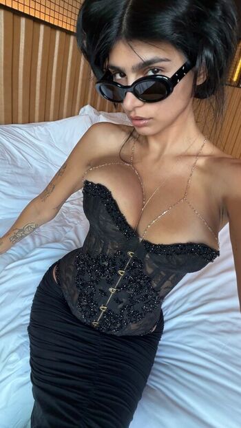 Full leaked Mia khalifa  page private photo