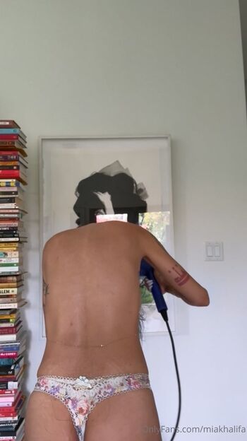 Full leaked Mia khalifa private photo