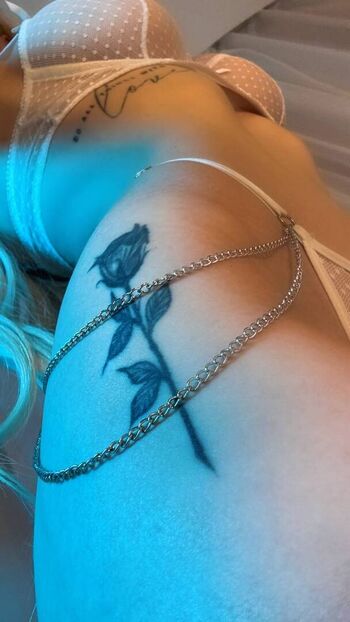 Full leaked Mia mi page private photo