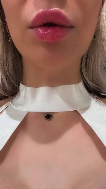 Full leaked Mia mi page private photo