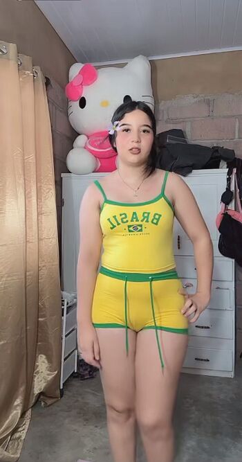 Full leaked Mia millon private photo