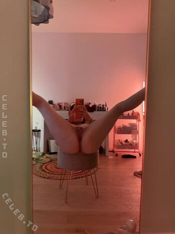 Full leaked Mia minou private photo