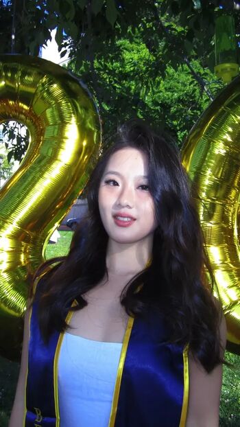 Full leaked Mia wang private photo