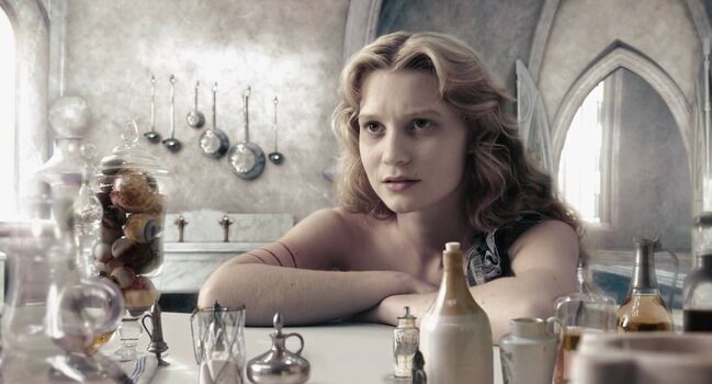 Full leaked Mia wasikowska private photo