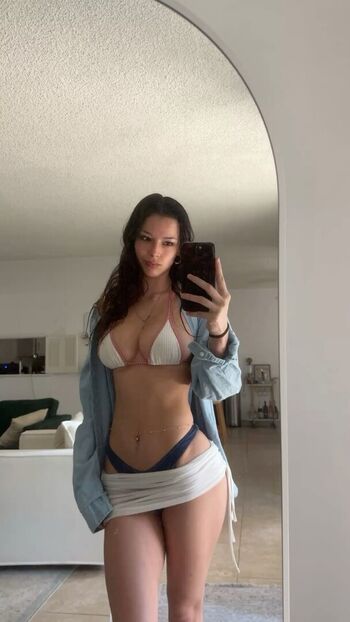 Full leaked Mia wynn private photo